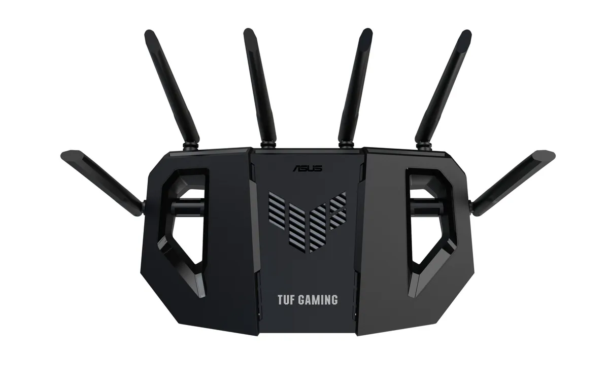 Router WiFi 7 ASUS TUF Gaming BE6500 negru cu antene orientate