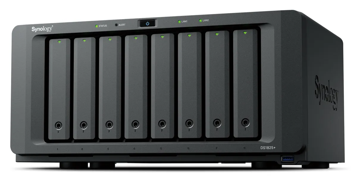 SYNOLOGY DS1825+ 8-Bay NAS AMD Ryzen Embedded V1500B 8GB DDR4 ECC SODIMM "DS1825+" (timbru verde 0.8 lei)