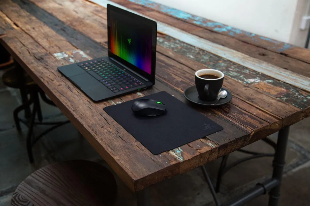 Mousepad gaming Razer Goliathus Mobile negru, textil, 270x215mm