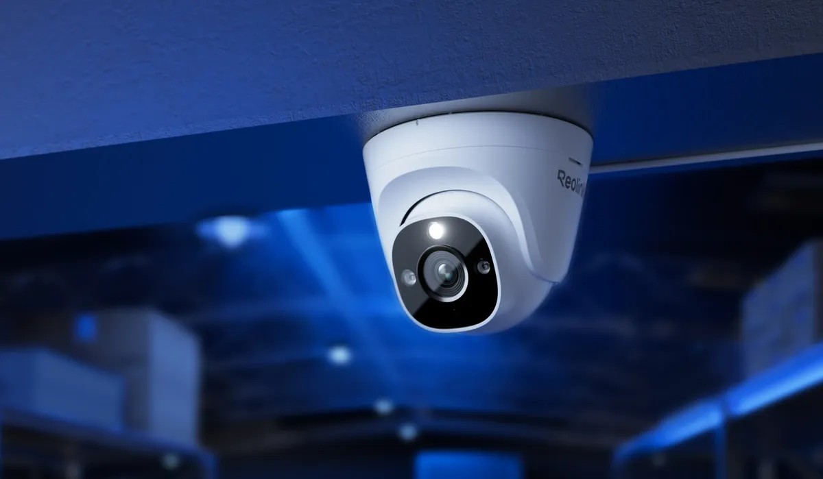Cameră turret 8MP Reolink cu infraroșu 30m și protecție IP67
